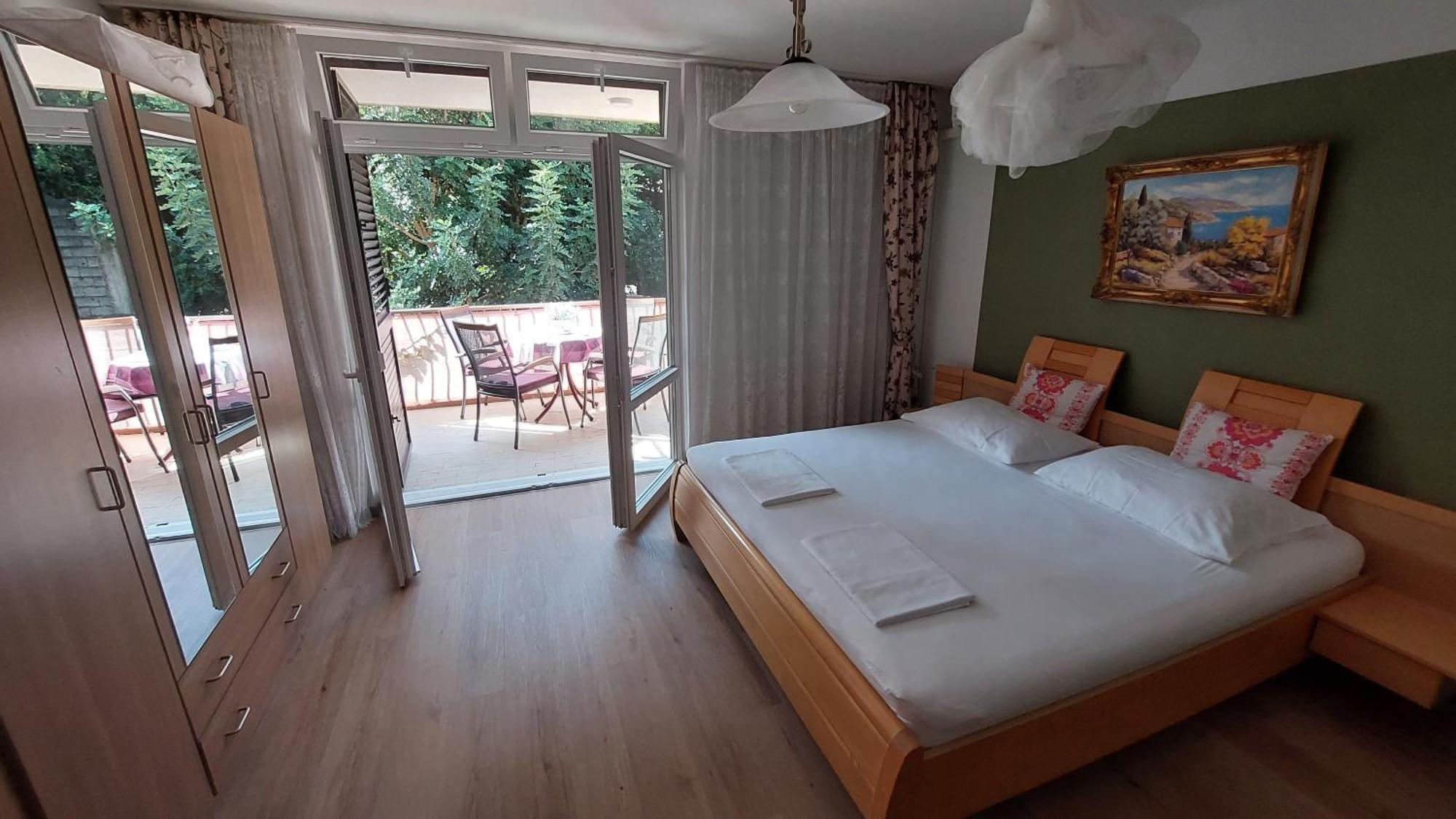 Haus Sonja Apartment Podgora Luaran gambar